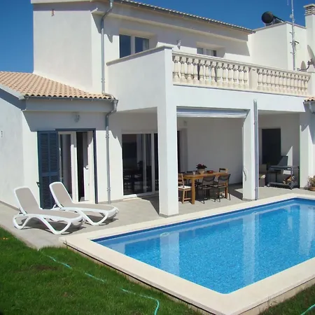 Casa Aina Mit Pool Und Sonnenterrasse By Interhome Vakantiehuis