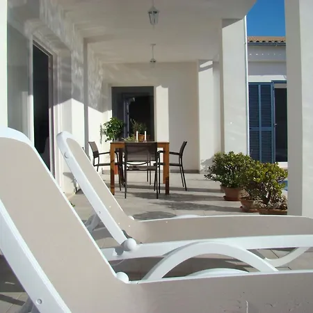 Casa Aina Mit Pool Und Sonnenterrasse By Interhome *