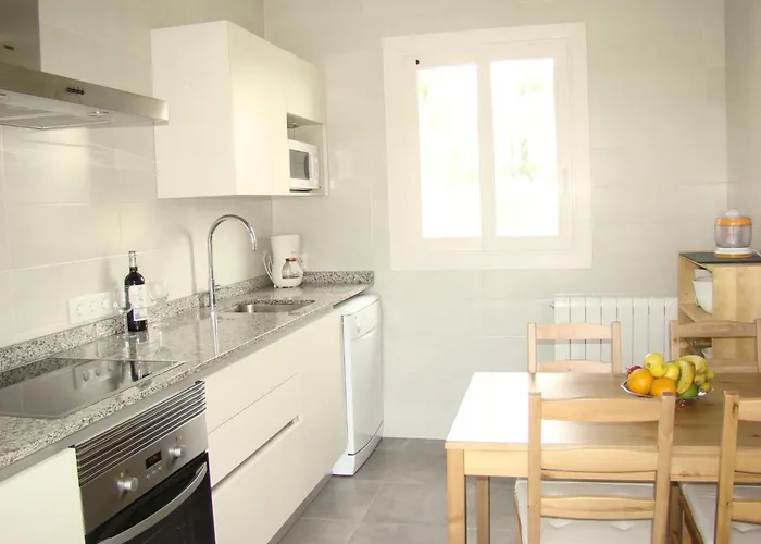 Дом отдыха Casa Aina Mit Pool Und Sonnenterrasse By Interhome Кала Бона