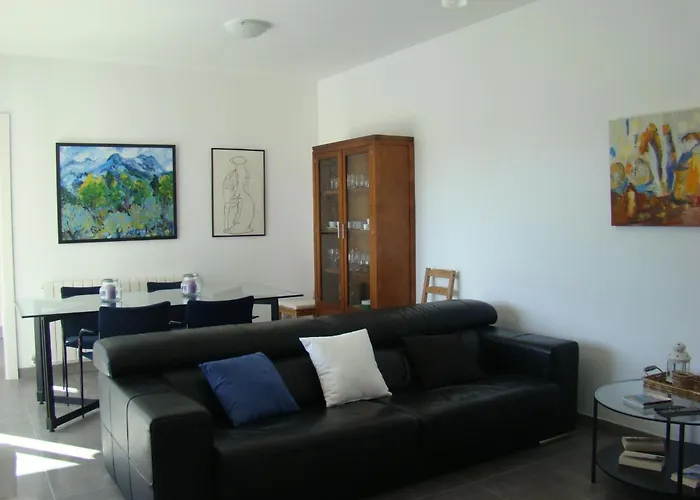 Сasa de vacaciones Casa Aina Mit Pool Und Sonnenterrasse By Interhome